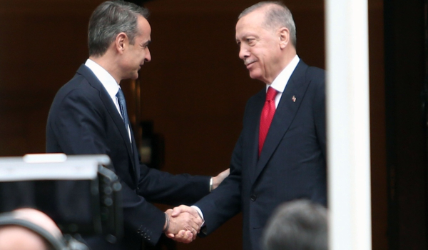 Τουρκικά ΜΜΕ: «Ο Ερντογάν θα θέσει στον Μητσοτάκη τη μοιρασιά του πλούτου της Ανατολικής Μεσογείου»